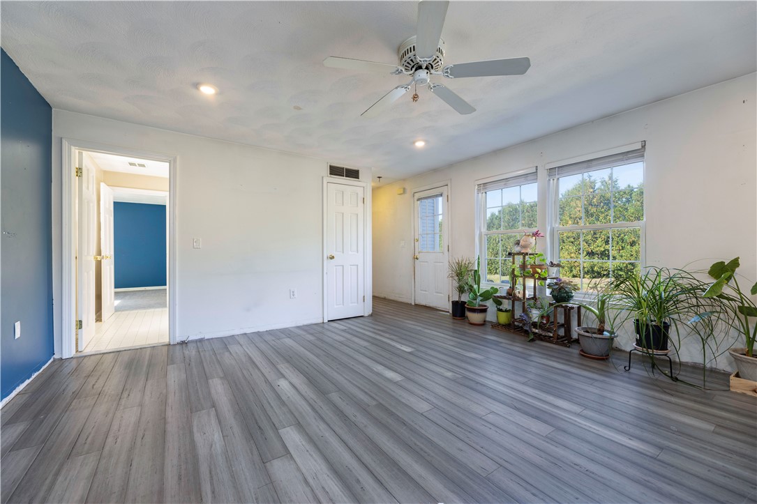 6 Setting Sun Drive Westerly, RI 02891 - Photo 15 of 45