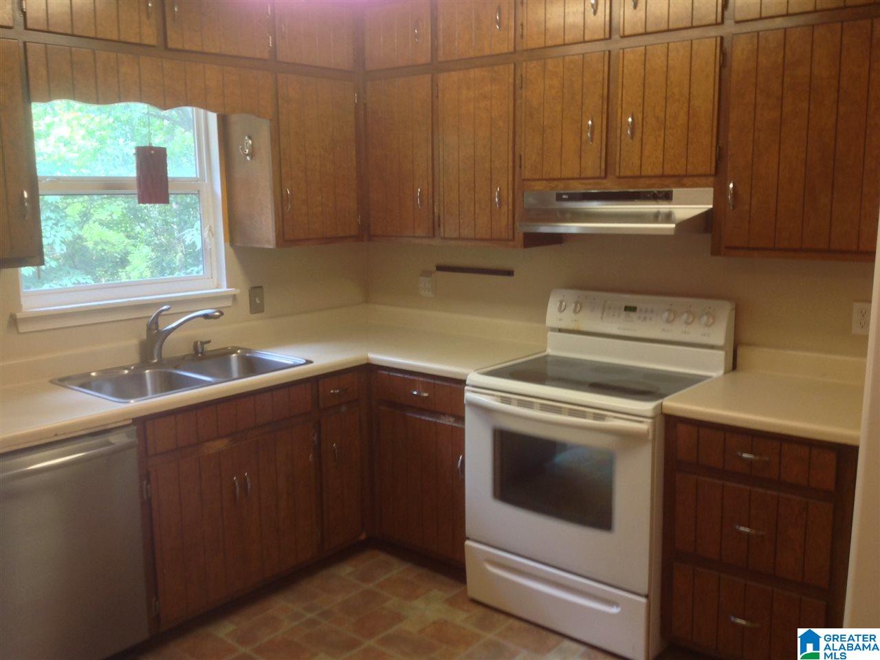 16 Frankies Lane Alabaster, AL 35007 - Photo 11 of 20