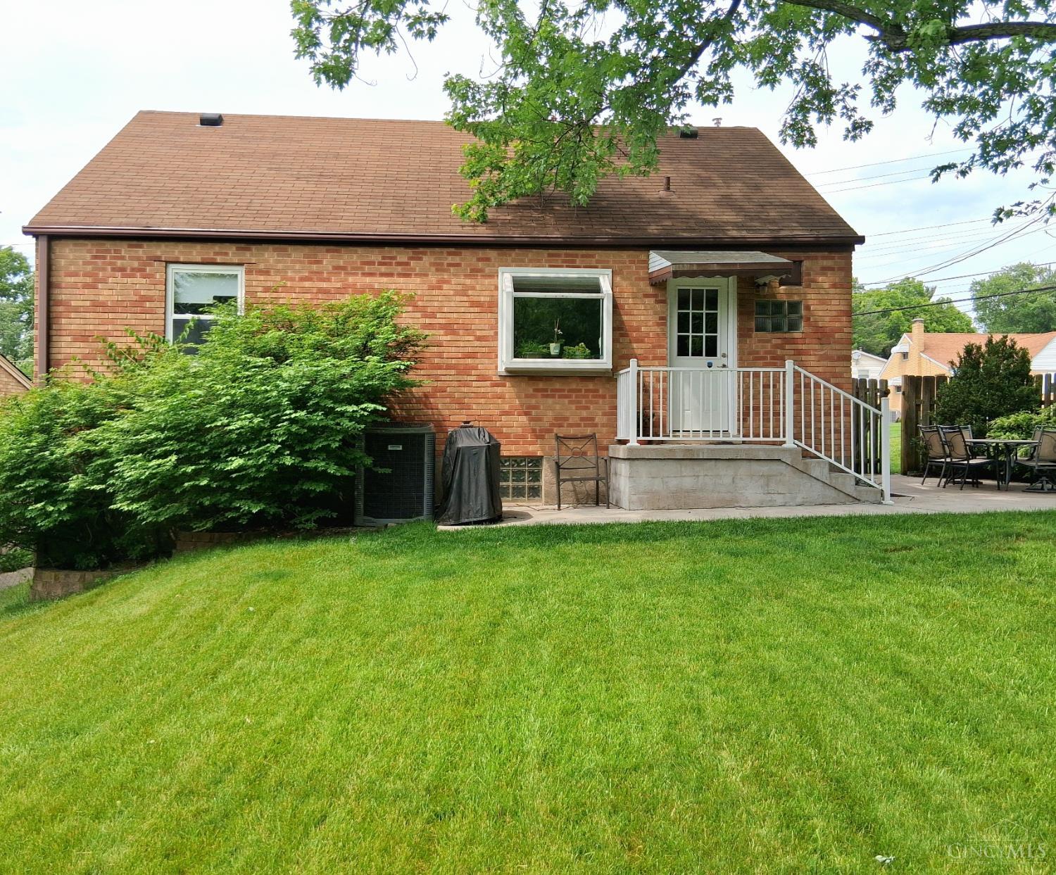 5949 Lawrence Road Cincinnati, OH 45248 - Photo 20 of 72 Gallery Image 20