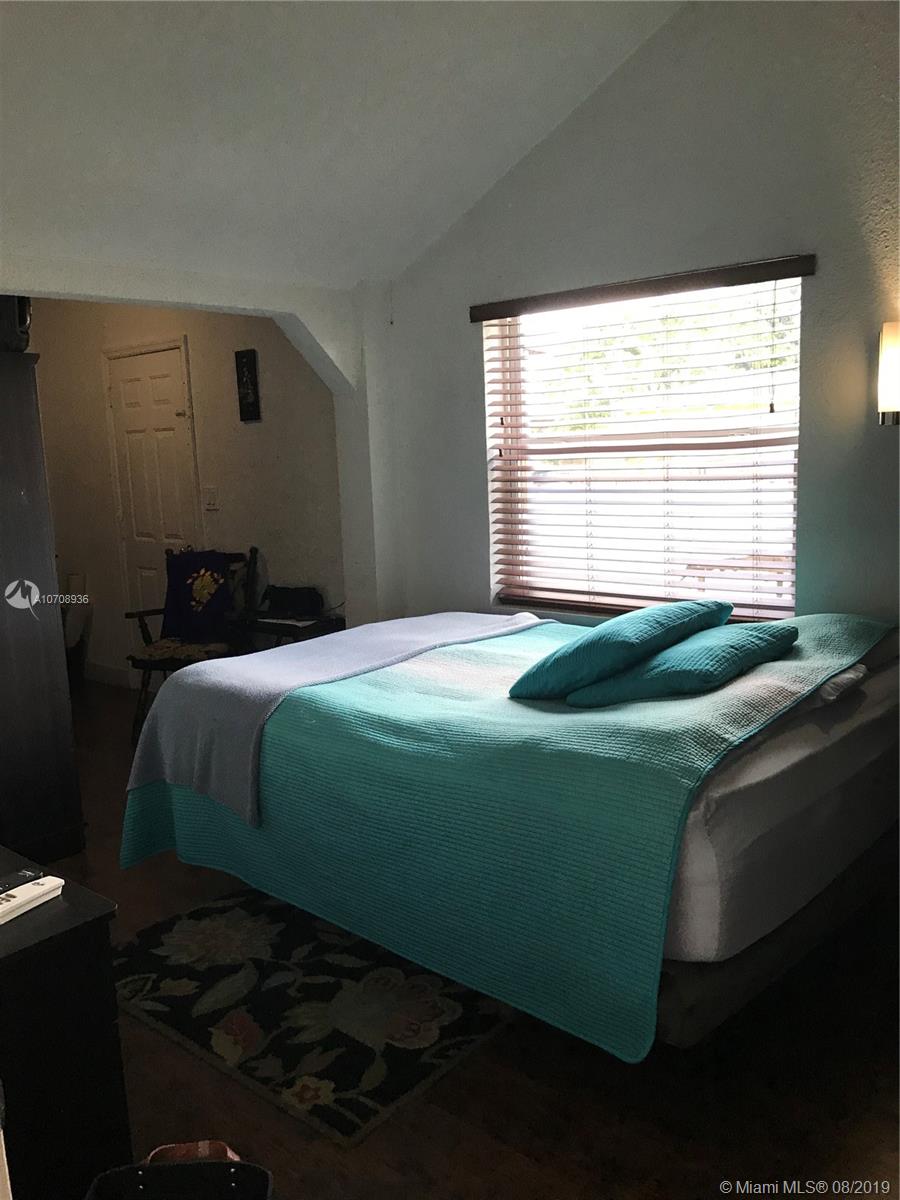 3098 Southwest 6th Street Miami, FL 33135 - Photo 12 of 23