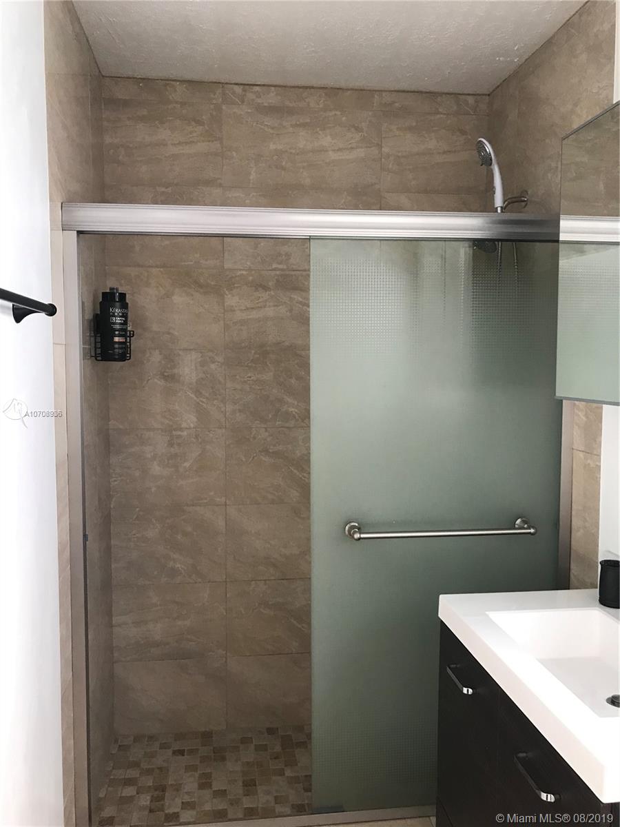 3098 Southwest 6th Street Miami, FL 33135 - Photo 4 of 23