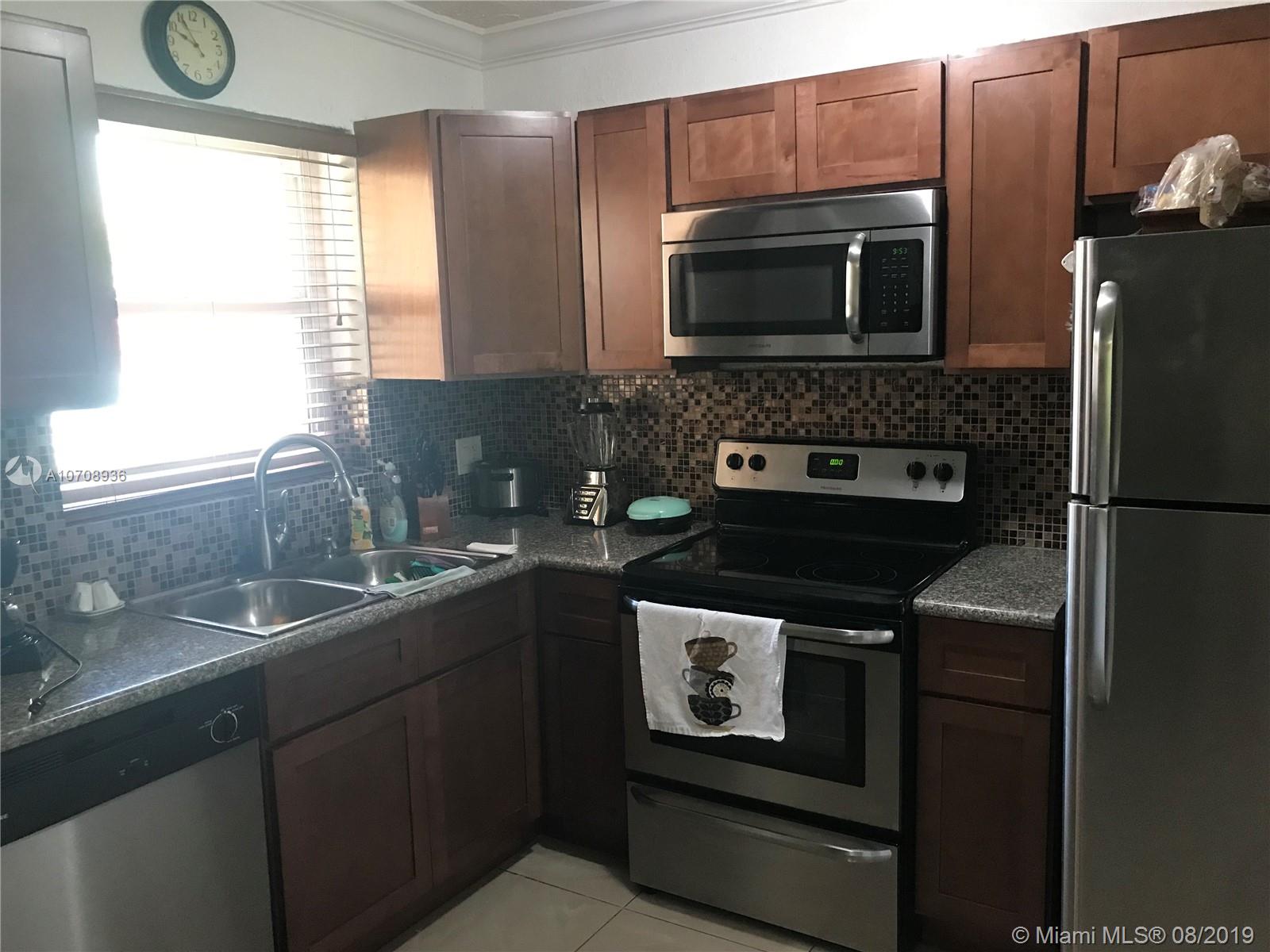 3098 Southwest 6th Street Miami, FL 33135 - Photo 10 of 23