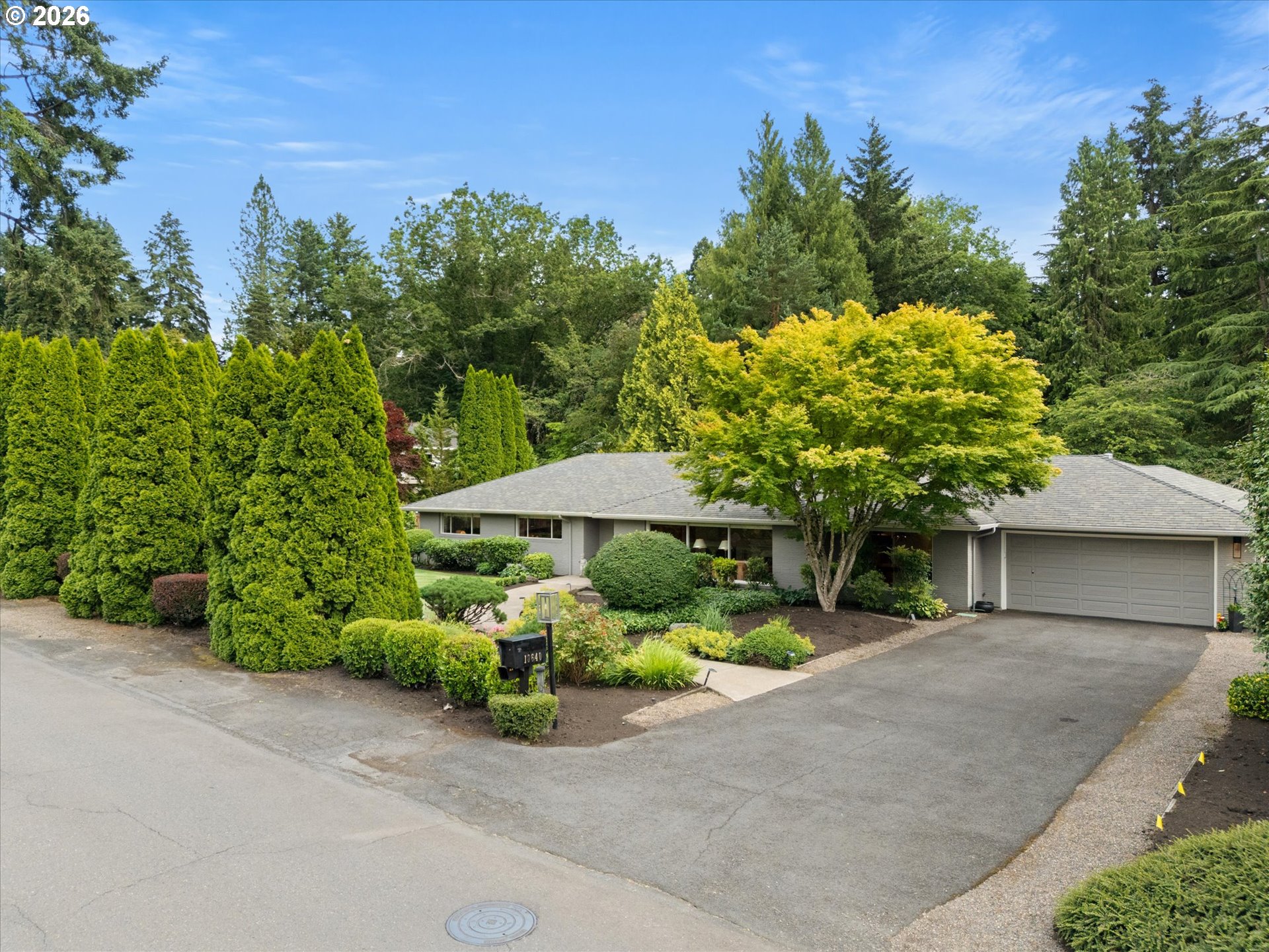 10640 Southwest Hawthorne Lane Portland, OR 97225 - Photo 3 of 43