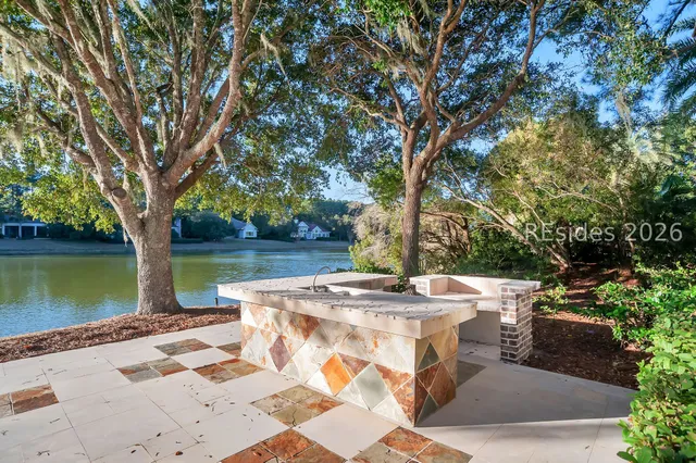 $1,850,000 | 181 Summerton Drive, Bluffton, SC 29910