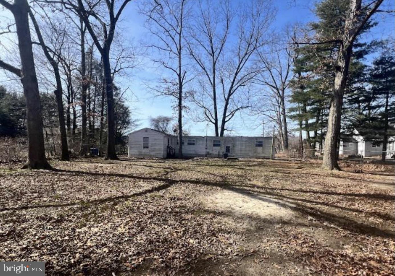 236 South Tuckahoe Road Williamstown, NJ 08094 - Photo 11 of 27 a view of a house with a yard covered in snow