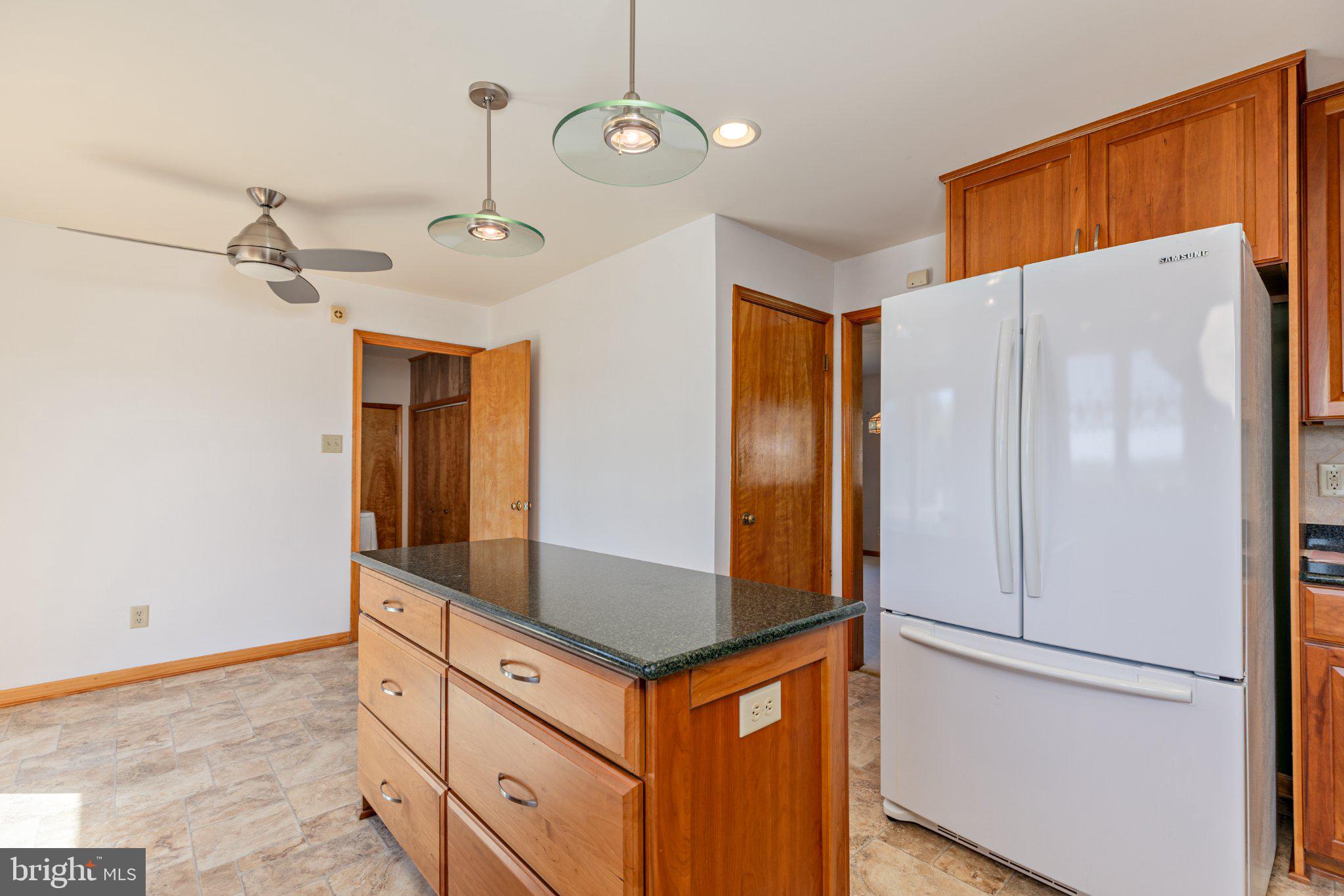 195 Bell Road Westminster, MD 21158 - Photo 15 of 71 Gallery Image 15