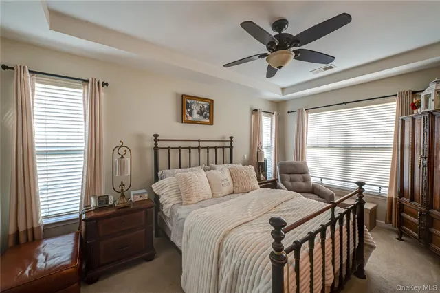 $469,000 | 636 Saxton Court, Unit 636, Central Islip, NY 11722