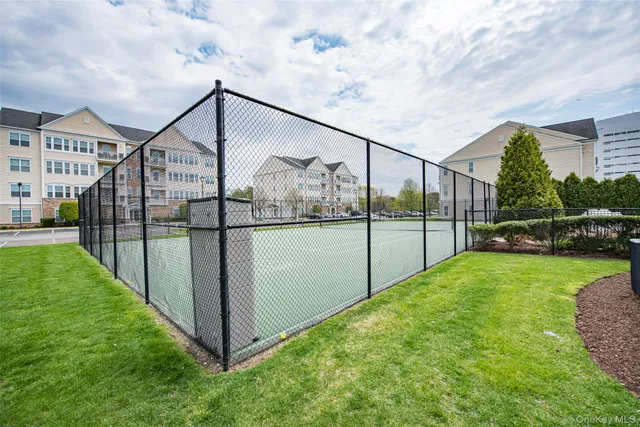 $469,000 | 636 Saxton Court, Unit 636, Central Islip, NY 11722