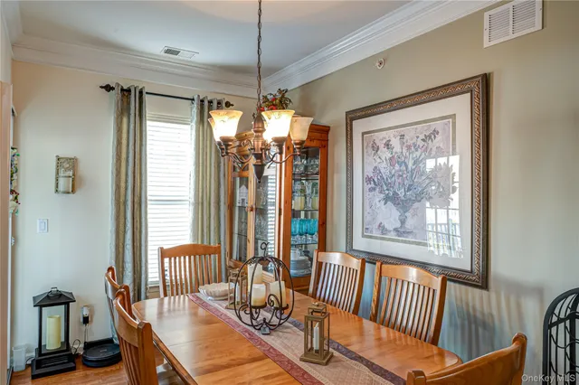 $469,000 | 636 Saxton Court, Unit 636, Central Islip, NY 11722