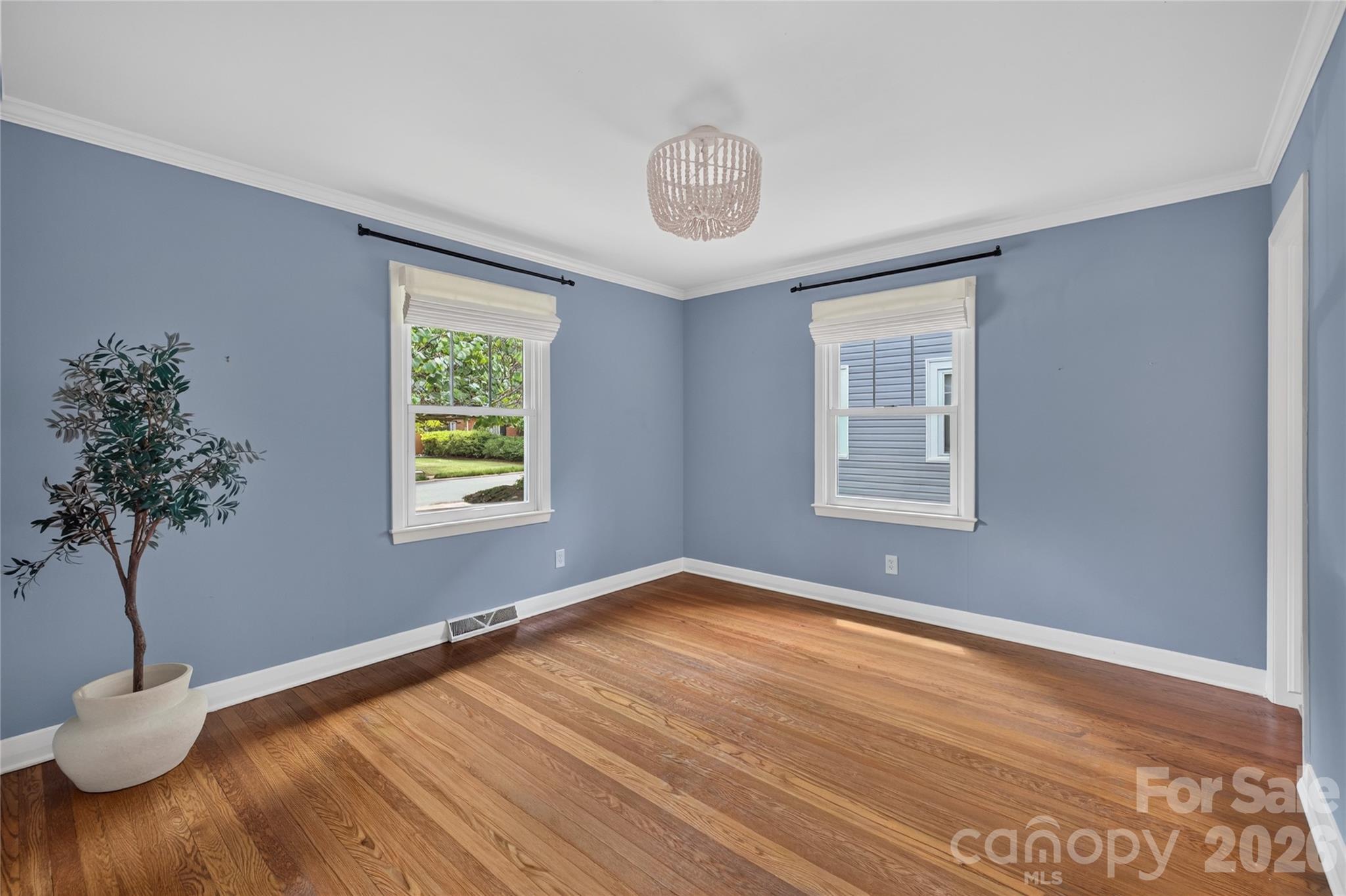 1911 Club Road Charlotte, NC 28205 - Photo 18 of 26 Gallery Image 18