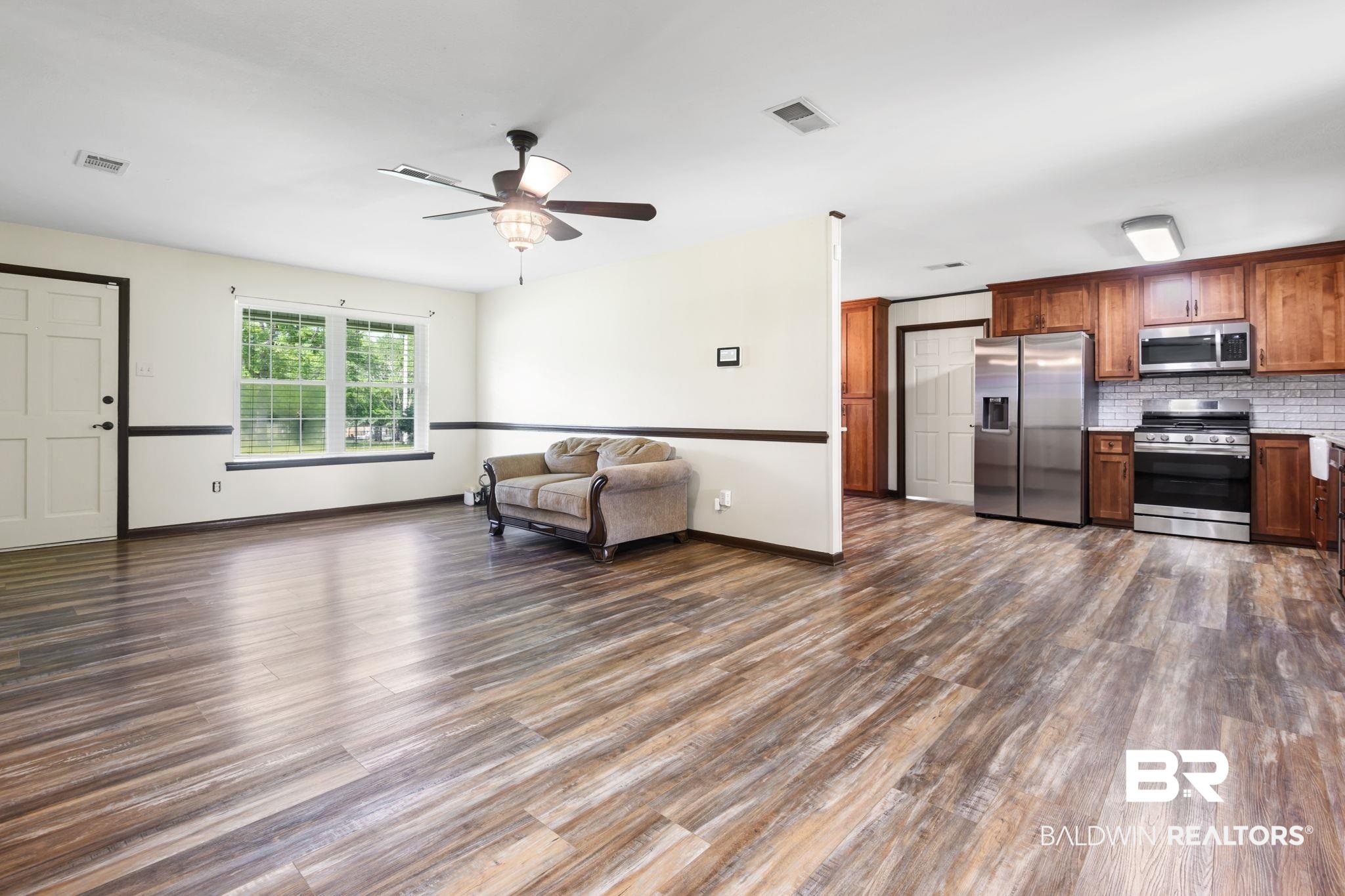 26710 Ernest Patterson Road Robertsdale, AL 36567 - Photo 8 of 37