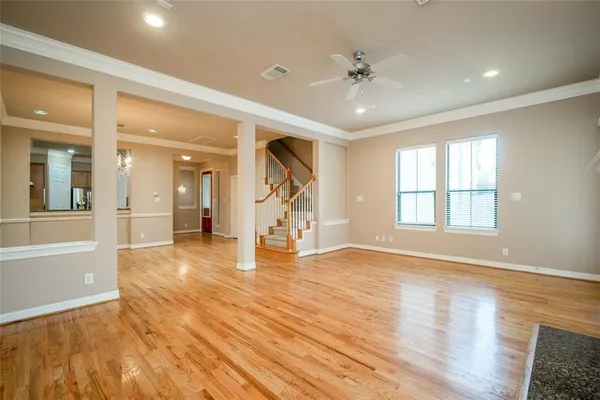 $3,000 | 2906 Royal Oaks Crest, Houston, TX 77082