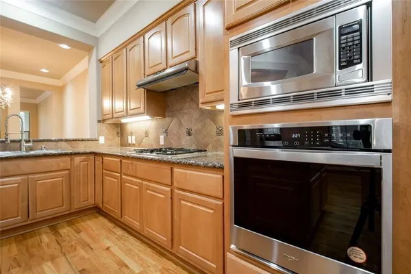 $3,000 | 2906 Royal Oaks Crest, Houston, TX 77082