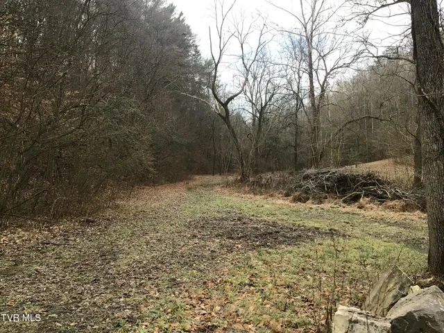 $624,900 | 1133 Industrial Road, Newport, TN 37821