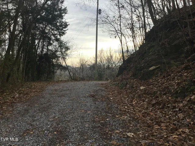 $624,900 | 1133 Industrial Road, Newport, TN 37821