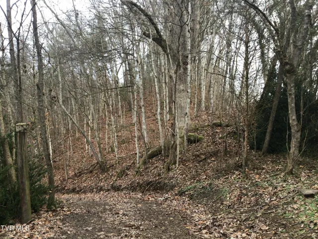 $624,900 | 1133 Industrial Road, Newport, TN 37821