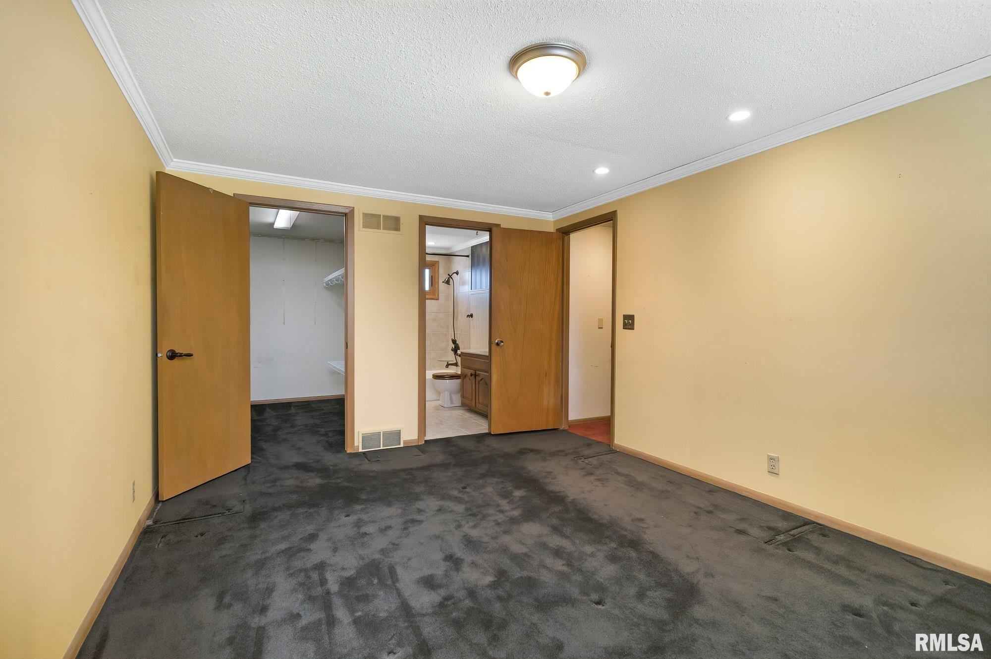 3731 Forest Road Davenport, IA 52807 - Photo 25 of 36 Gallery Image 25