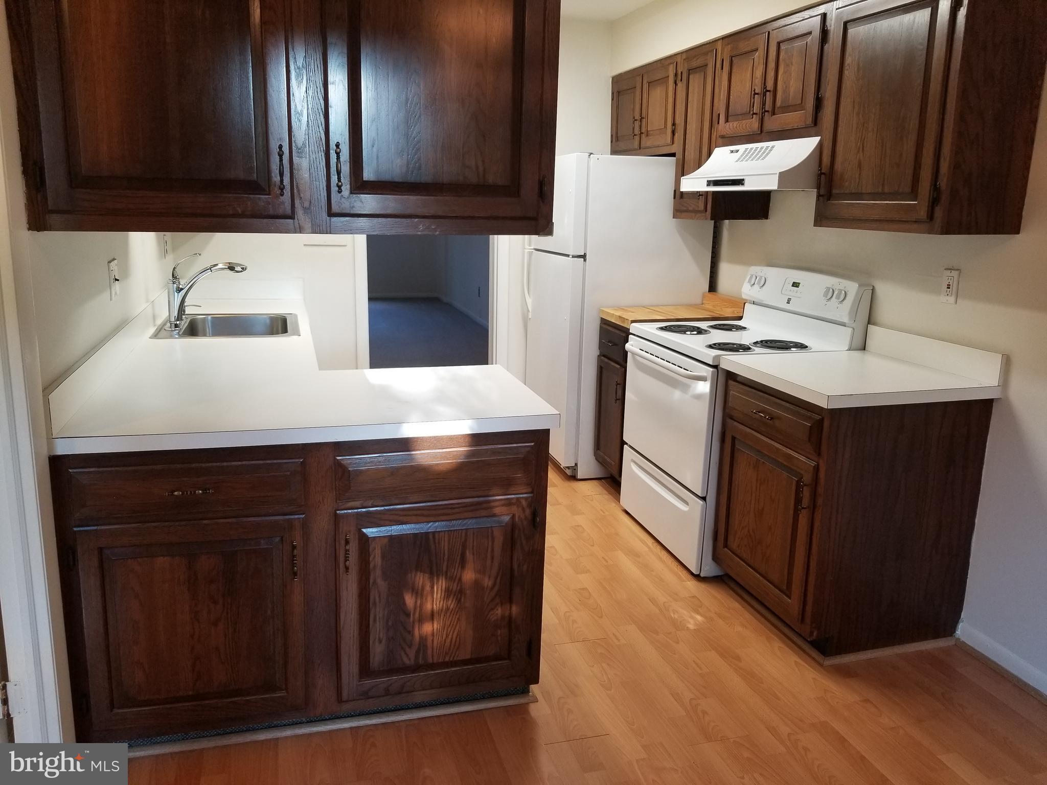 1161 Putnam Boulevard Wallingford, PA 19086 - Photo 3 of 26