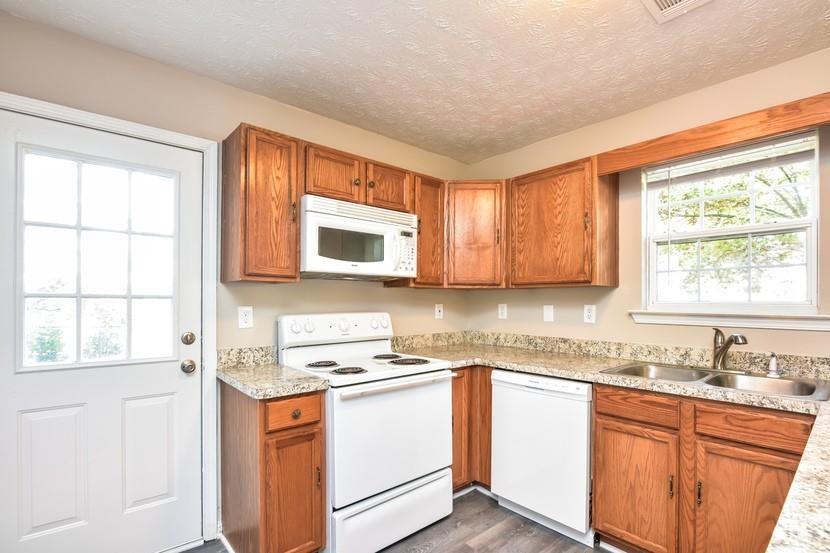 6315 Wellington Walk Way Lithonia, GA 30058 - Photo 7 of 13