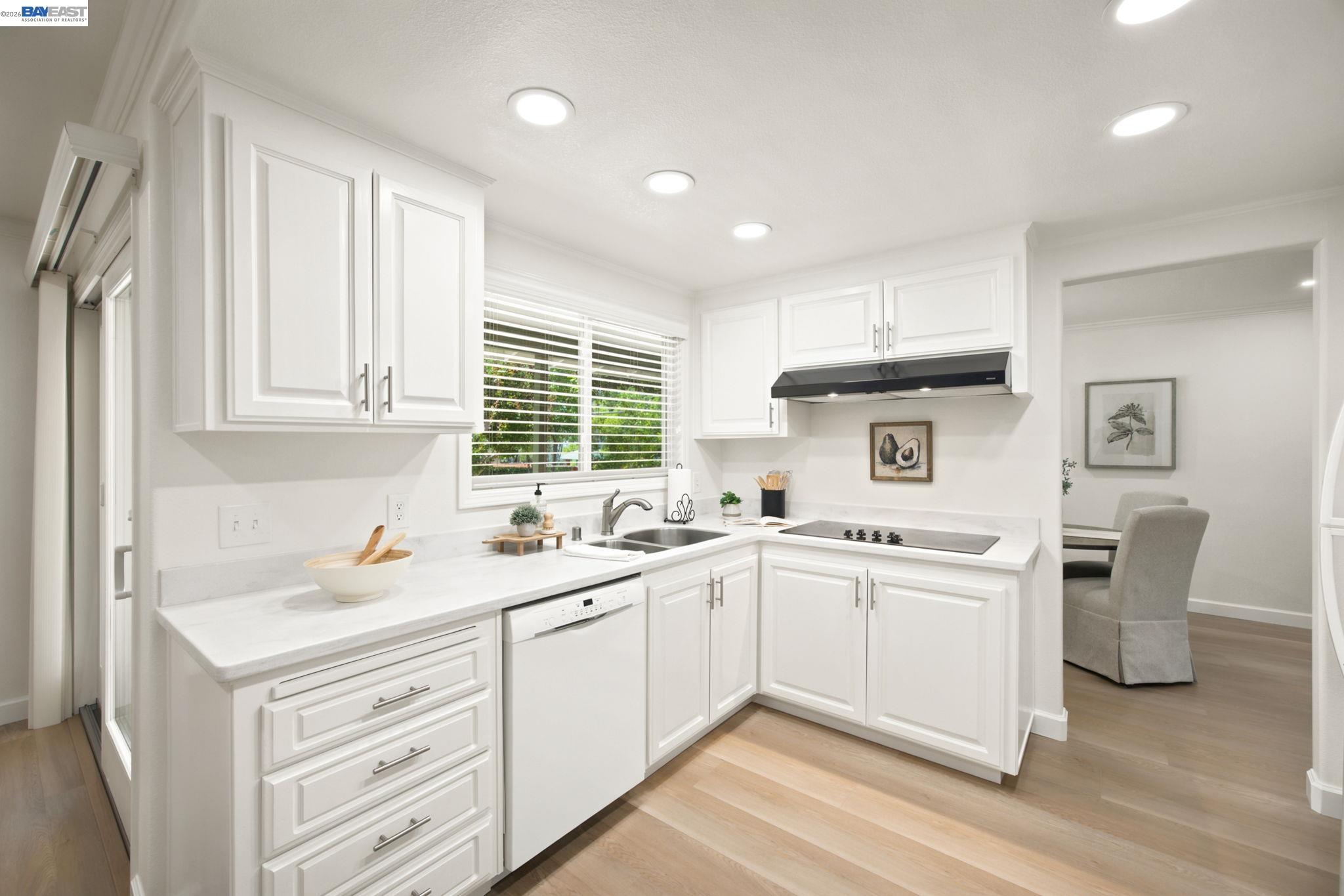 1082 Springfield Drive Walnut Creek, CA 94598 - Photo 12 of 66
