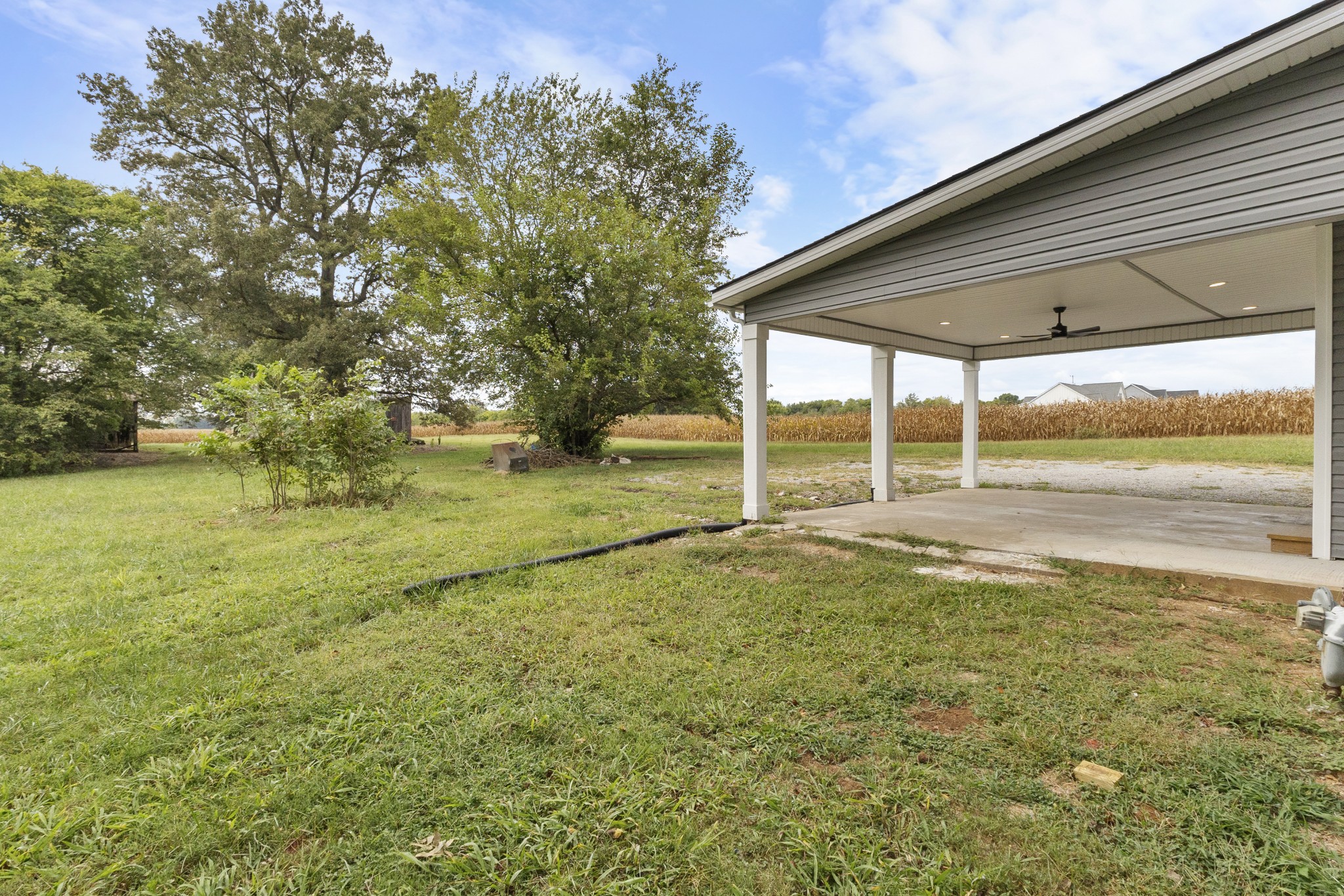 5178 East Robertson Road Cross Plains, TN 37049 - Photo 33 of 44 a view of an ocean from a building
