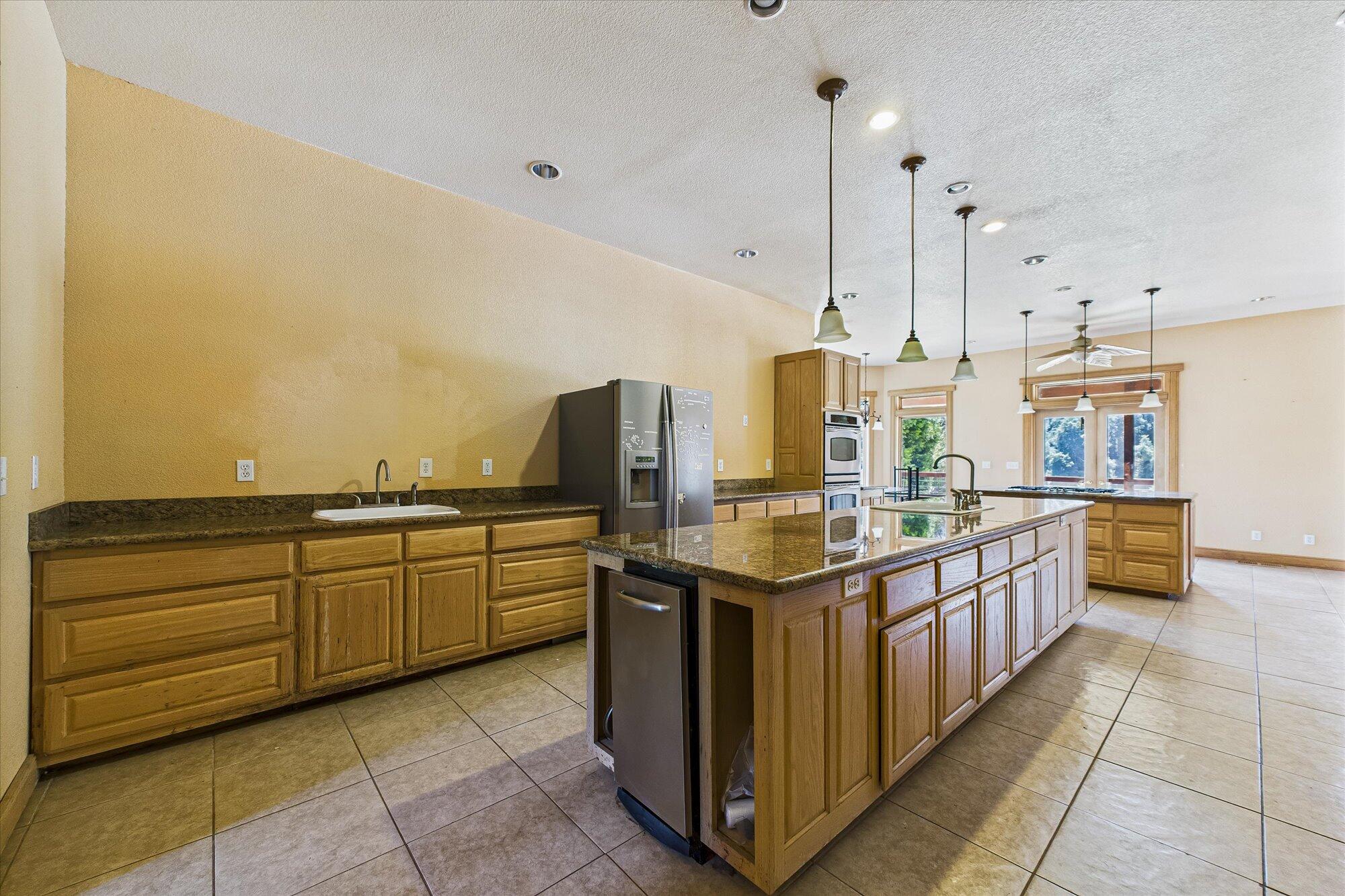 1560 Patterson Road Willow Creek, CA 95573 - Photo 36 of 75
