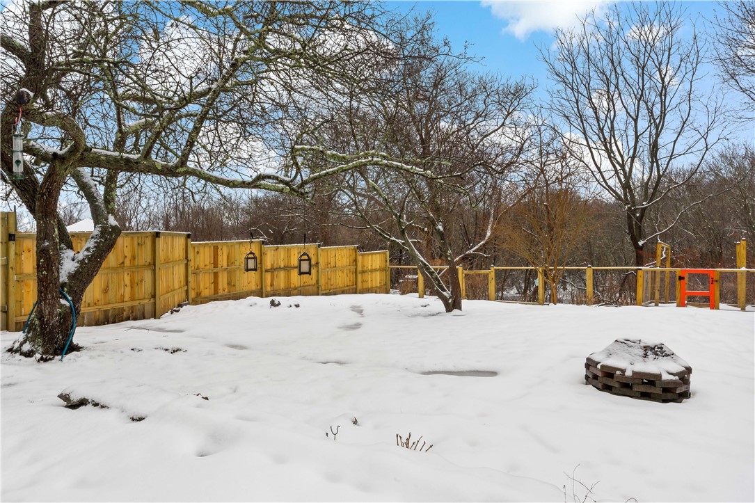 8 Pond Street Westerly, RI 02891 - Photo 31 of 38