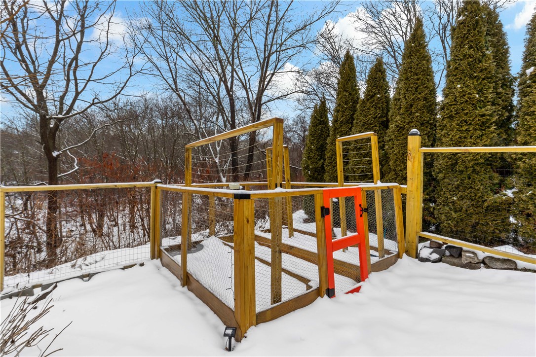 8 Pond Street Westerly, RI 02891 - Photo 33 of 38