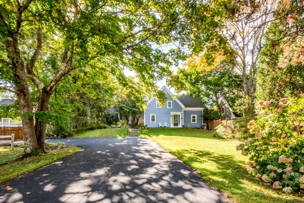 $845,000 | 6 Summer Street, Rockport, ME 04856