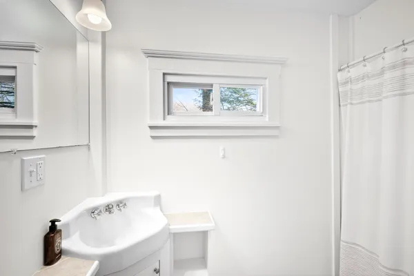 $845,000 | 6 Summer Street, Rockport, ME 04856