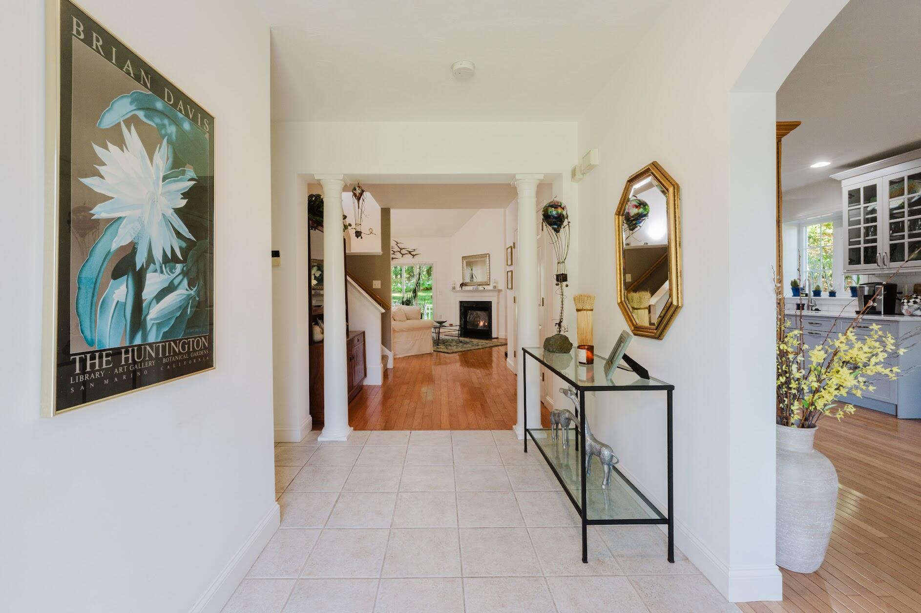 22 Stratford Ridge, Unit 22 Mashpee, MA 02649 - Photo 4 of 40 a view of living room