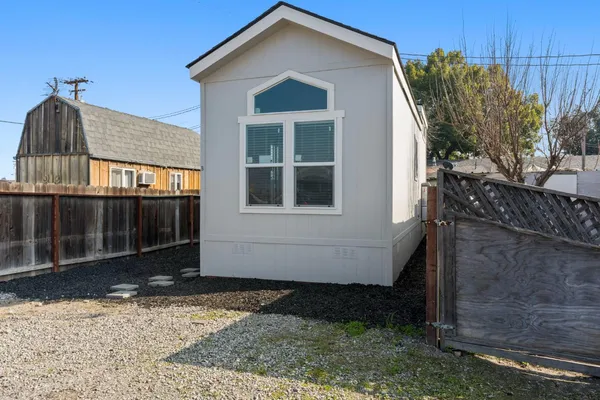 $79,950 | 1412 South 1st Street, Unit B, Turlock, CA 95380