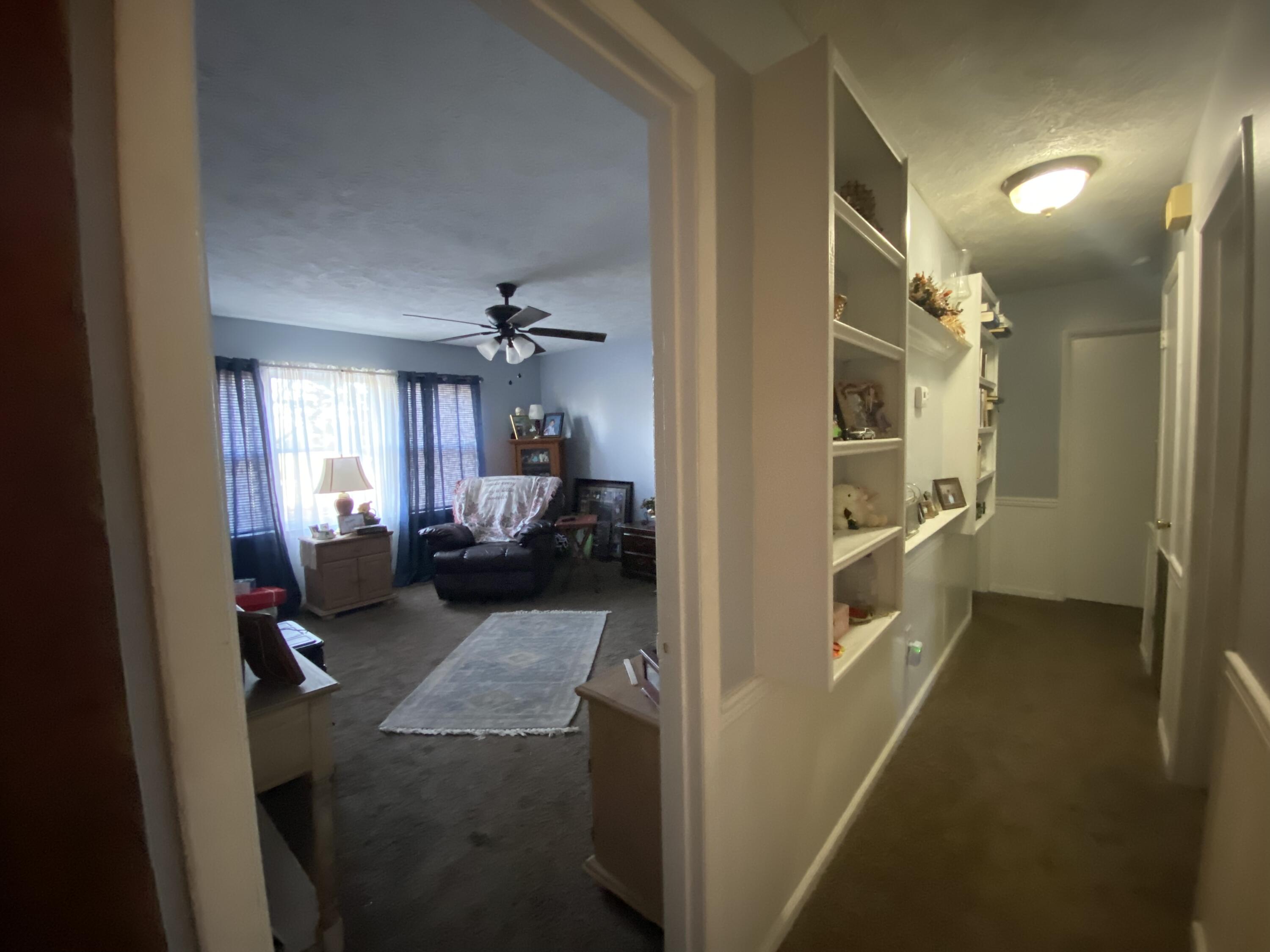 7901 Bay Street Williston, SC 29853 - Photo 9 of 11
