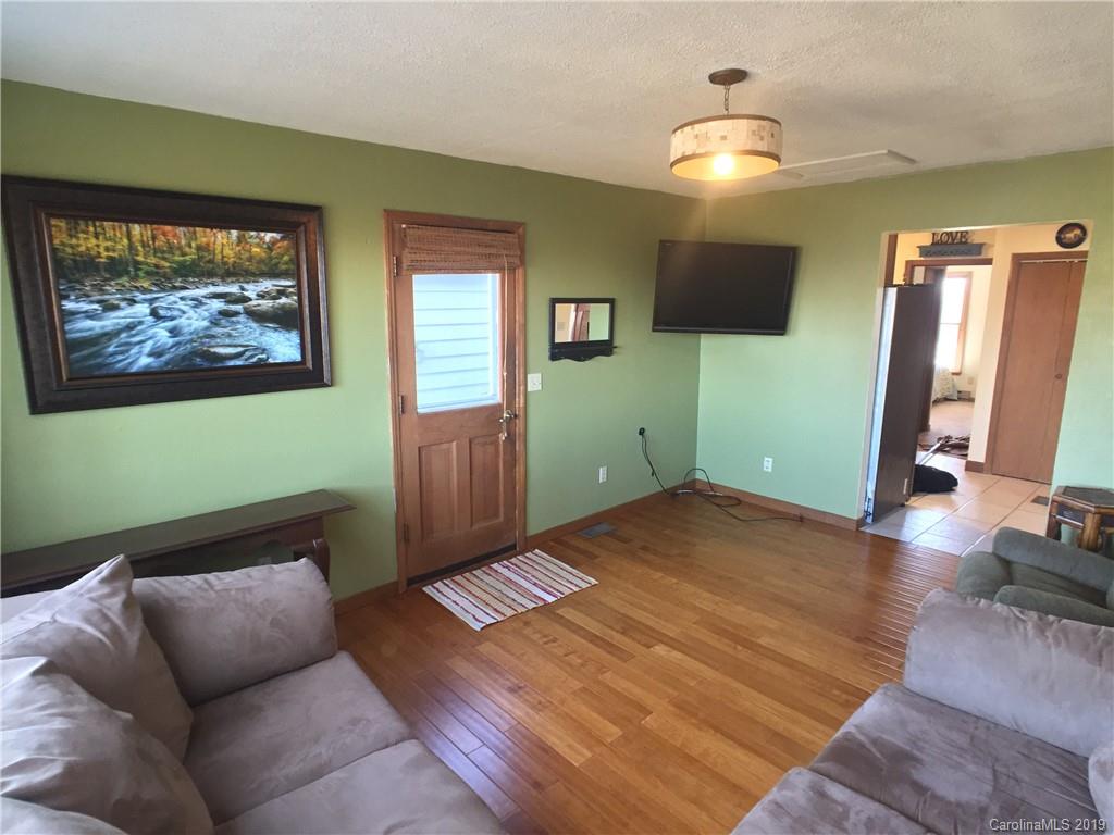 625 Alexander Road Alexander, NC 28701 - Photo 8 of 20 Gallery Image 8