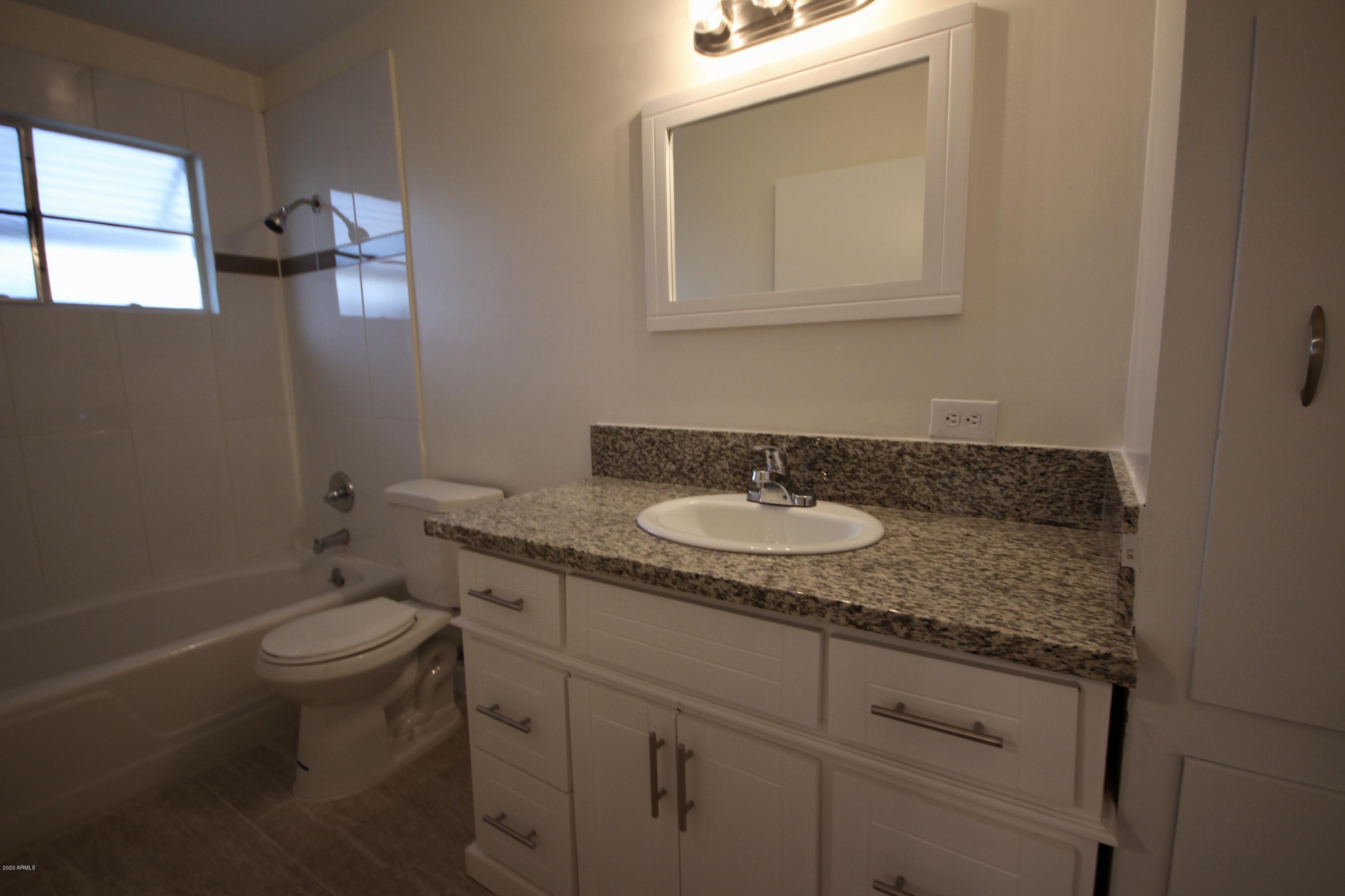 2820 West Ocotillo Road Phoenix, AZ 85017 - Photo 28 of 38 Photo Oct 07, 8 01 01 PM