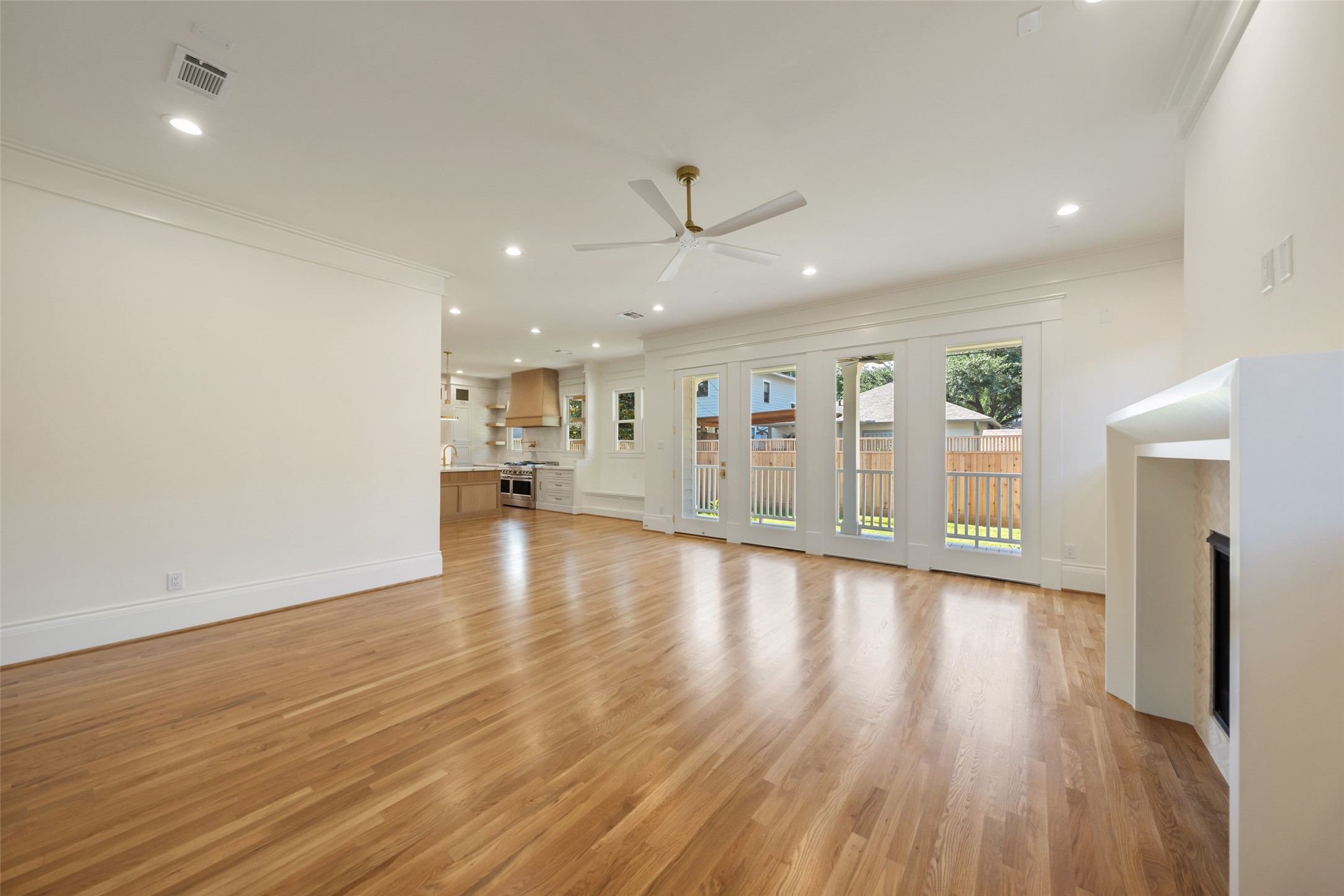 826 Ralfallen Street Houston, TX 77008 - Photo 17 of 32