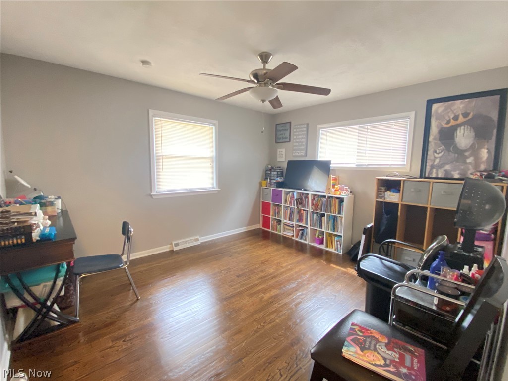 1552 Maywood Road Cleveland, OH 44121 - Photo 11 of 14 Gallery Image 11