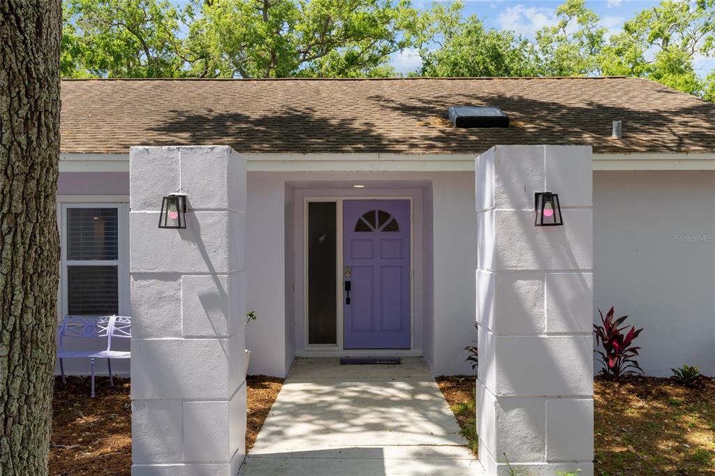 11368 93rd Street Largo, FL 33773 - Photo 2 of 42 Gallery Image 2