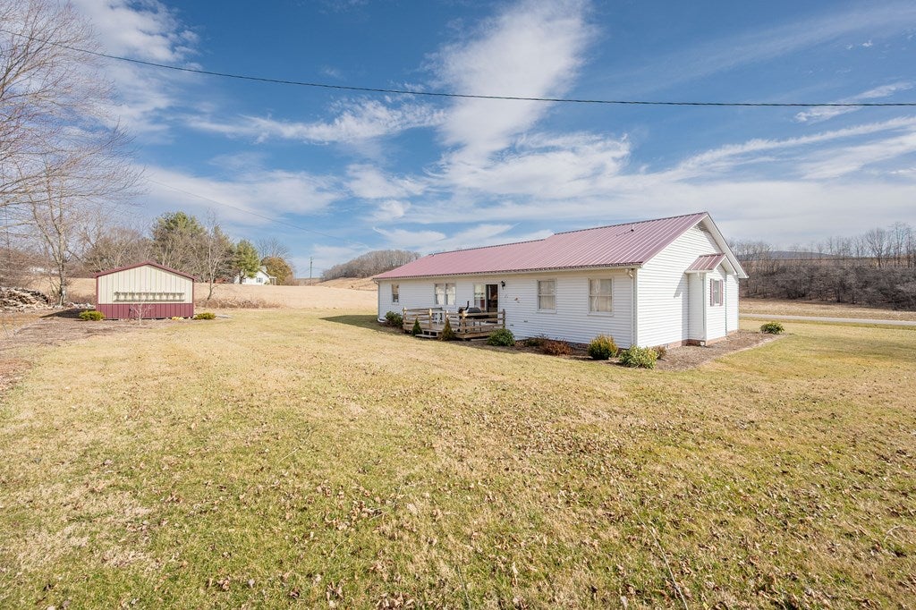 517 Cedar Springs Road Sugar Grove, VA 24375 - Photo 55 of 61 Gallery Image 55
