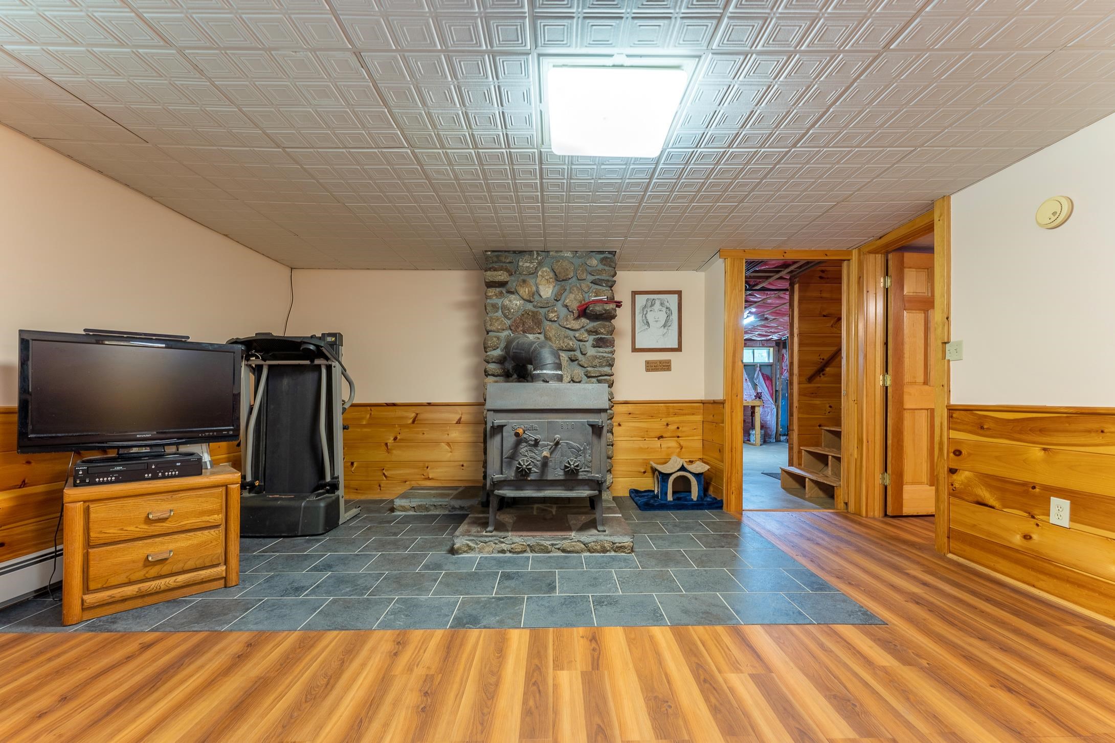 32 Jewell Hill Road Hebron, NH 03241 - Photo 23 of 39