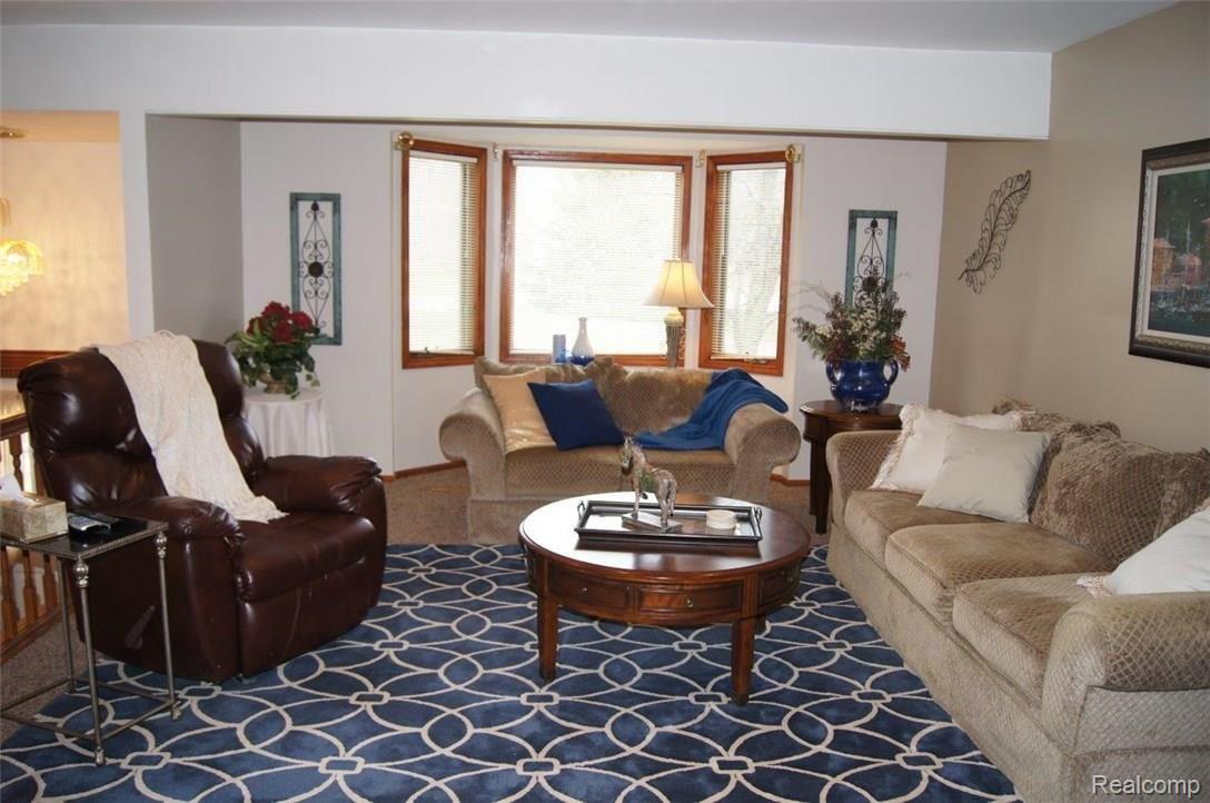 1696 Peppermill Road Lapeer, MI 48446 - Photo 11 of 35 DSC08041.jpg