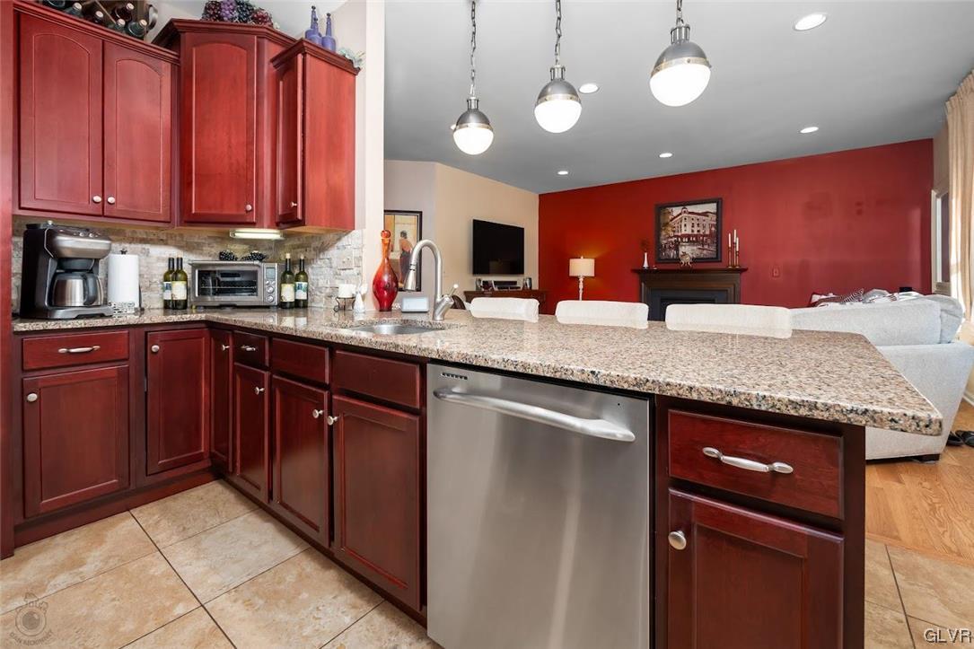 2609 English Ivy Road Nazareth, PA 18064 - Photo 11 of 47 Gallery Image 11
