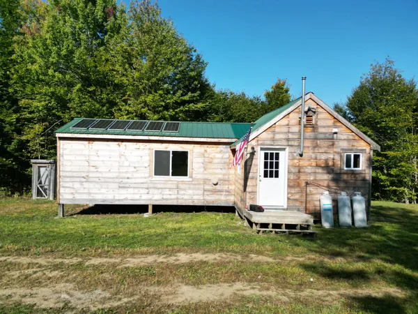 $189,000 | 73 Homestead Drive, Lakeville, ME 04487