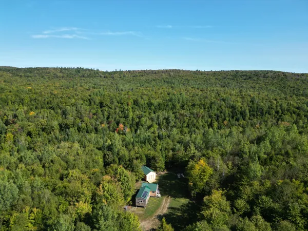 $189,000 | 73 Homestead Drive, Lakeville, ME 04487