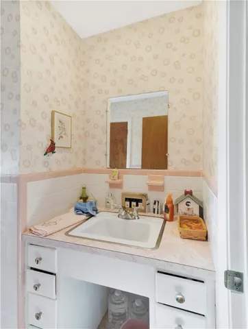 $795,000 | 89 North Court, Tiverton, RI 02878