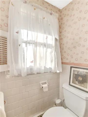 $795,000 | 89 North Court, Tiverton, RI 02878