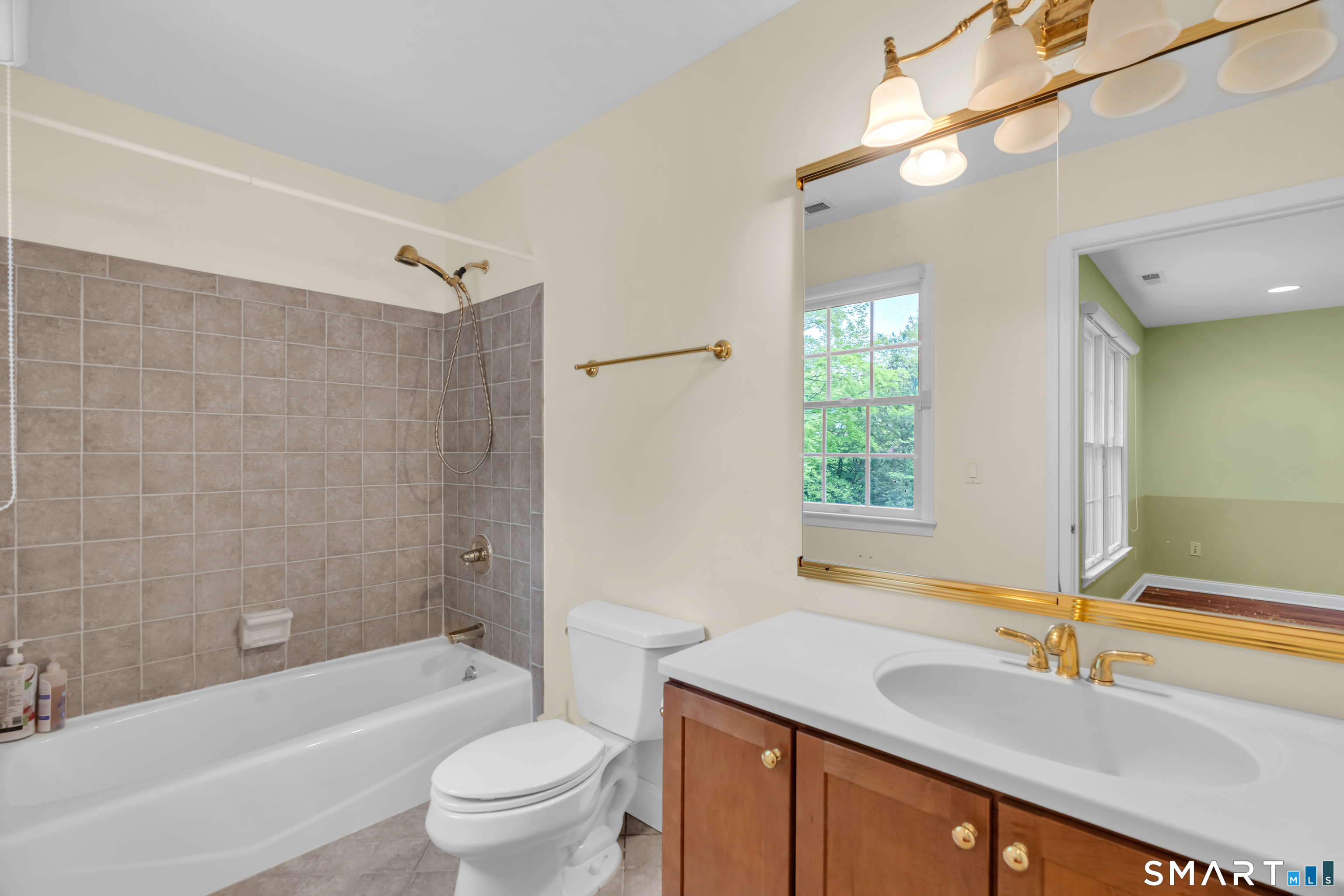 105 Beecher Road Woodbridge, CT 06525 - Photo 35 of 40