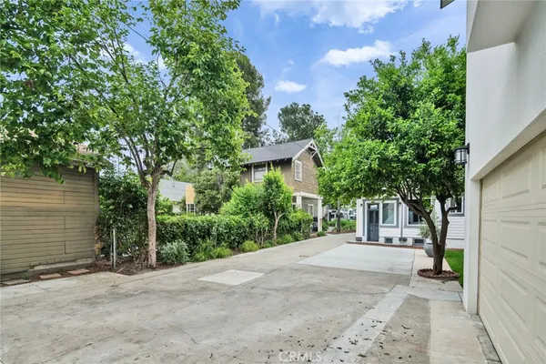 $4,995 | 1969 Fletcher Avenue, Unit 1/2, South Pasadena, CA 91030