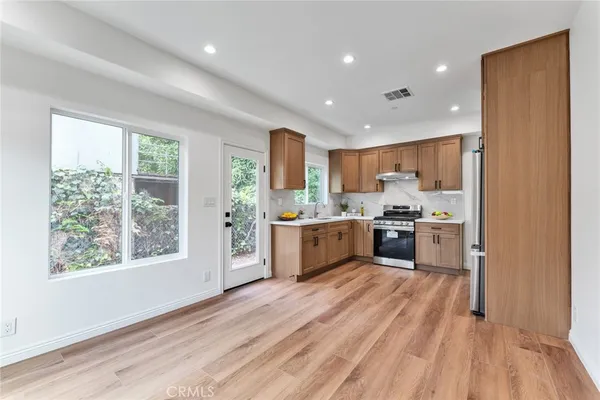$4,995 | 1969 Fletcher Avenue, Unit 1/2, South Pasadena, CA 91030