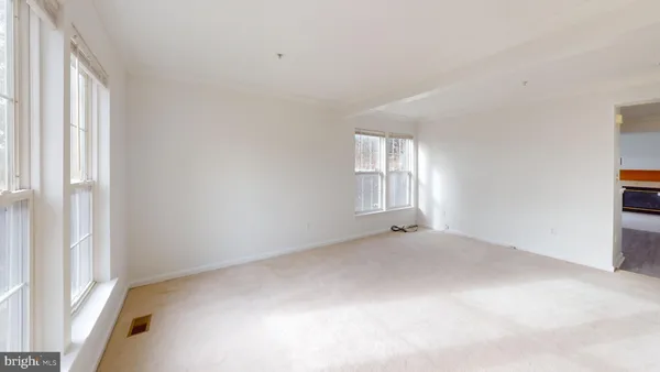 $3,000 | 26071 Ridge Manor Drive, Damascus, MD 20872
